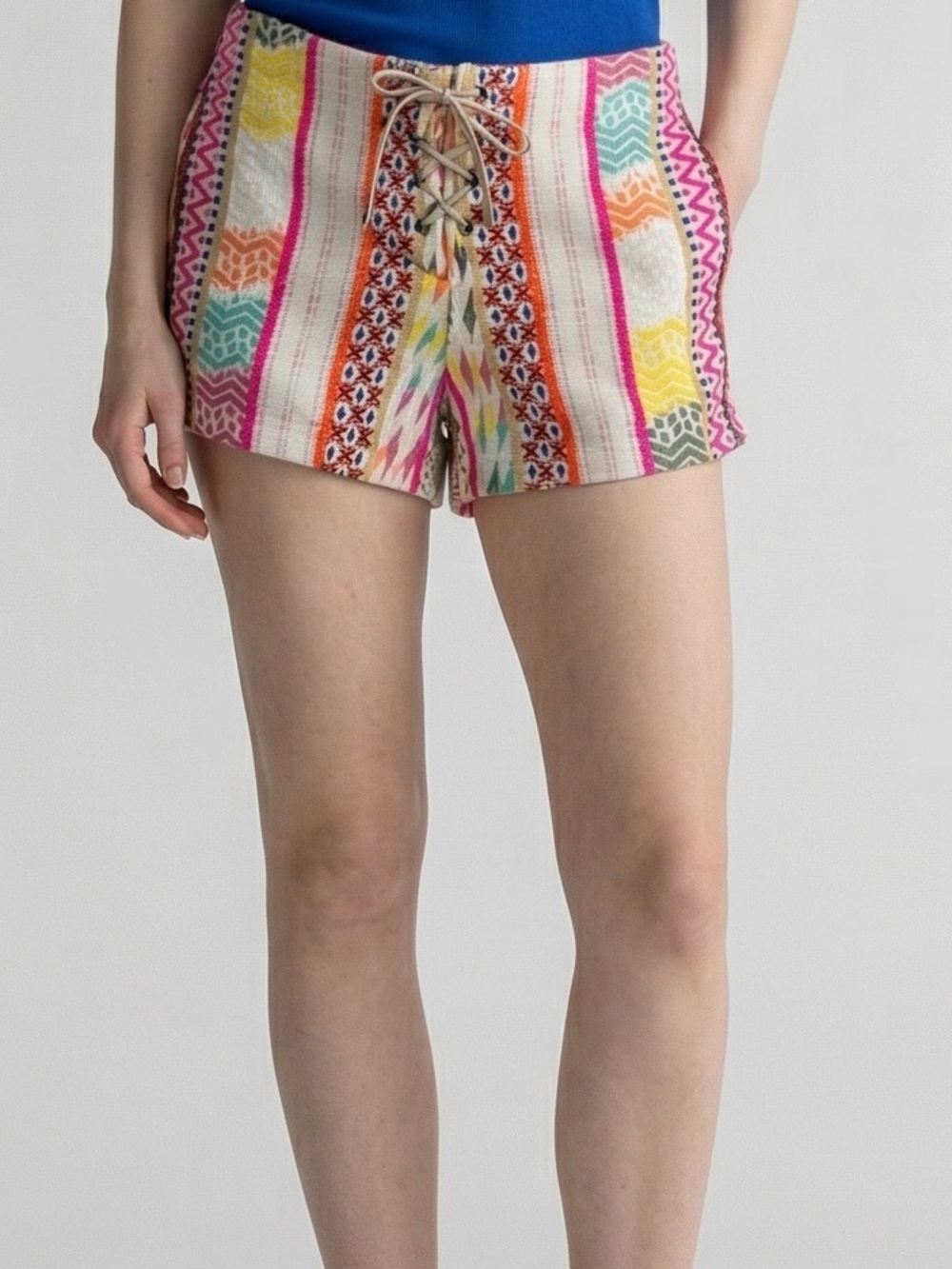 Willow & Clay Embroidered Shorts Size S Boho Festival Lace Up Front Tribal Print